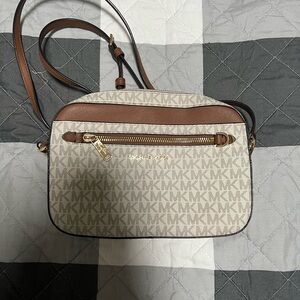 Michael Kors small crossbody bag